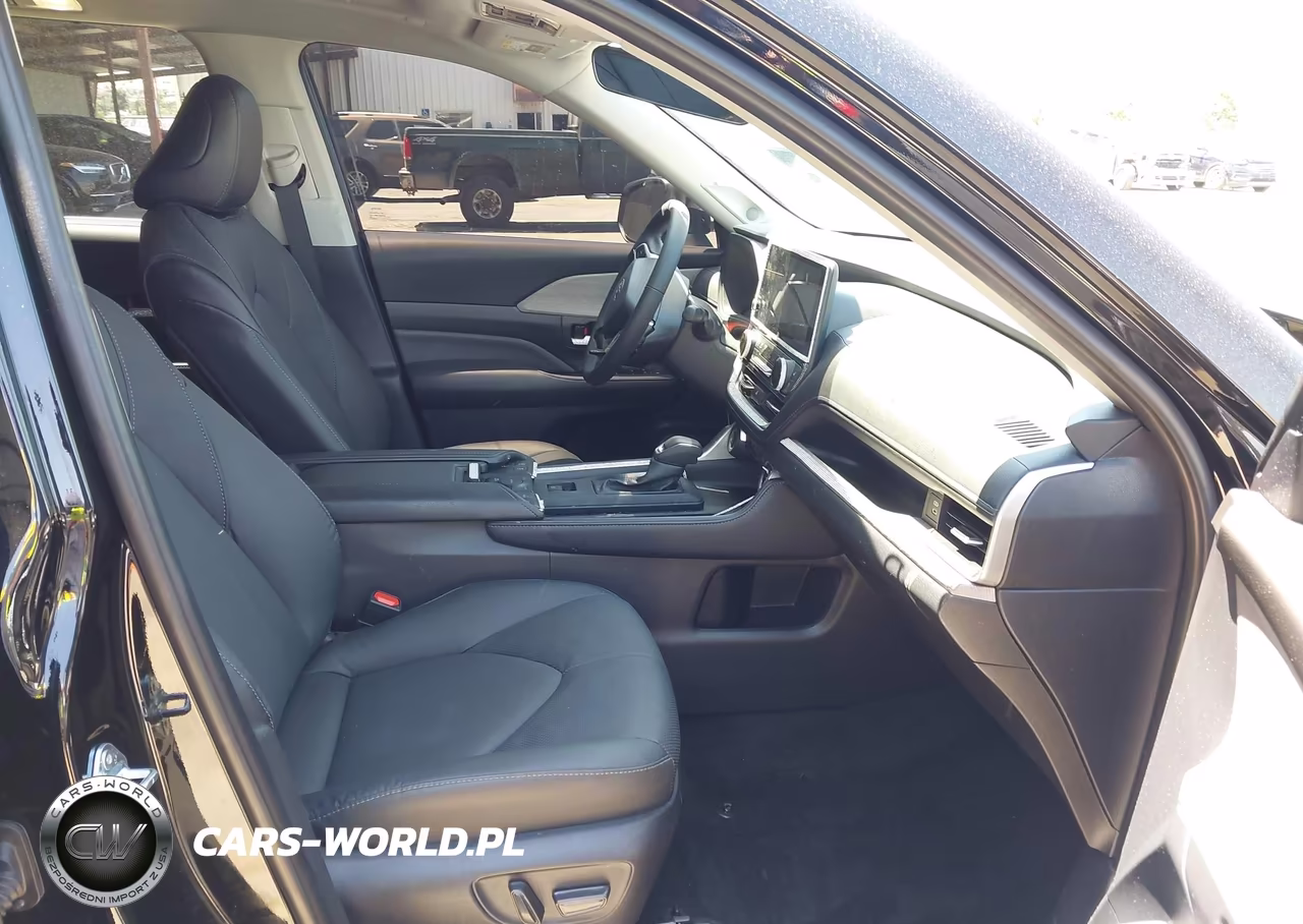 2026 Toyota Grand Highlander Limited VIN:5TDAAAB57TS108682 - 5