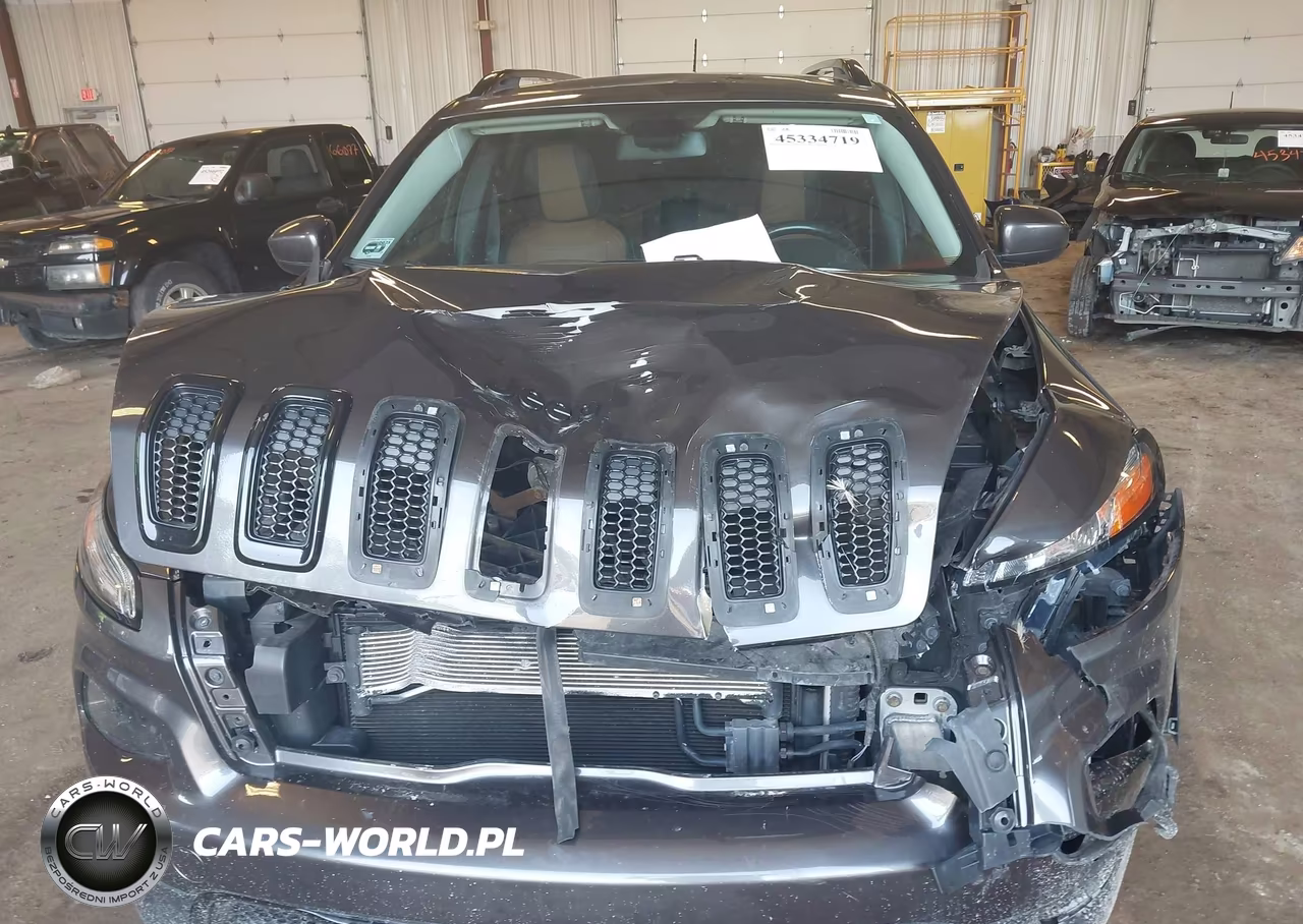 2014 Jeep Cherokee Latitude VIN:1C4PJMCS9EW310555 - 6