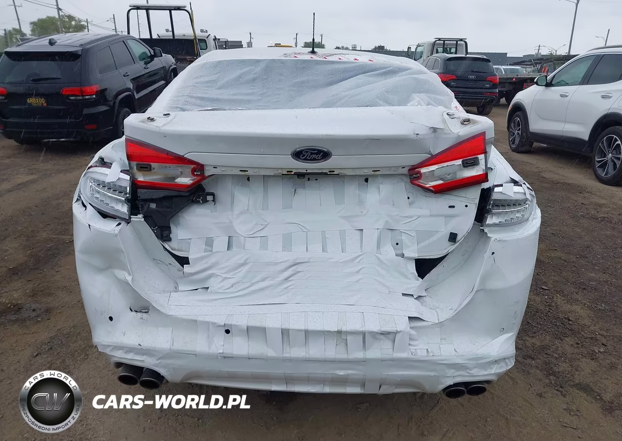 2017 Ford Fusion Sport VIN:3FA6P0VP2HR351795 - 16