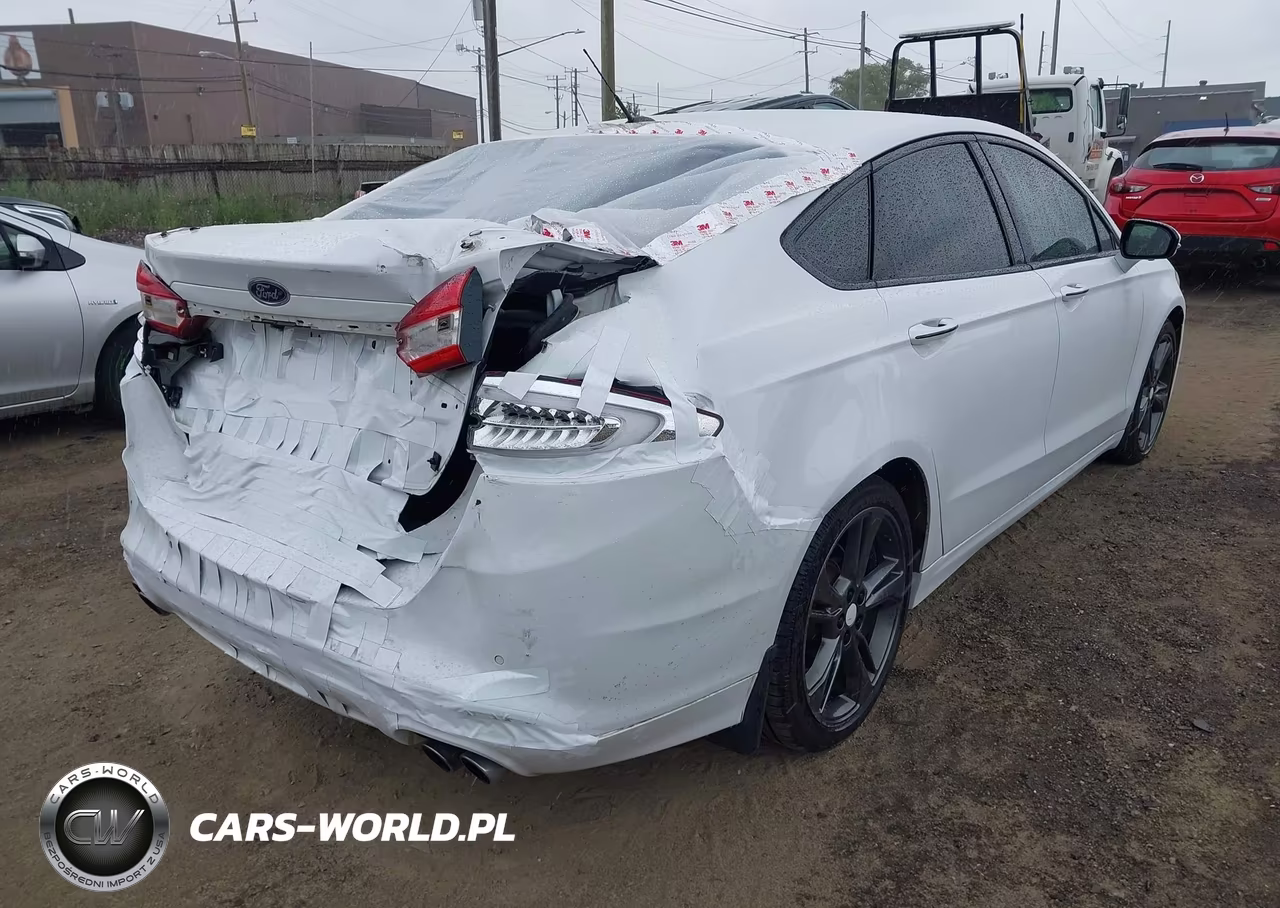 2017 Ford Fusion Sport VIN:3FA6P0VP2HR351795 - 4