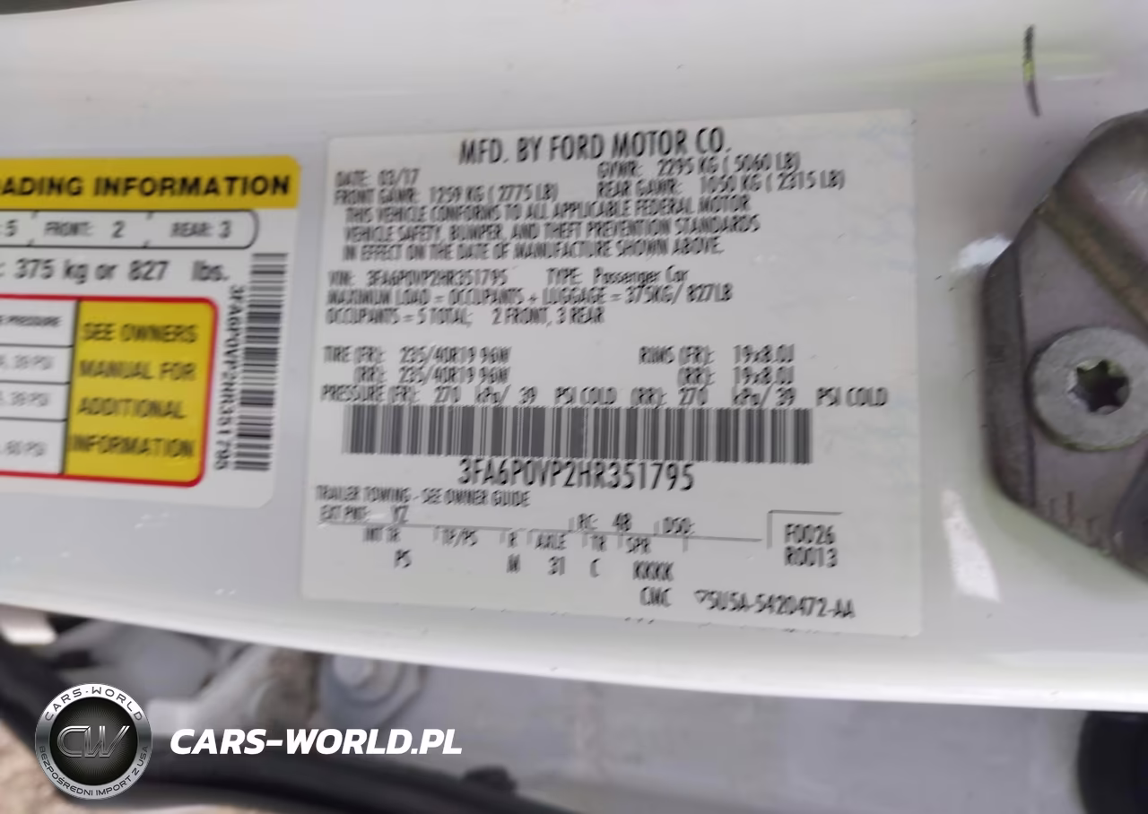 2017 Ford Fusion Sport VIN:3FA6P0VP2HR351795 - 9