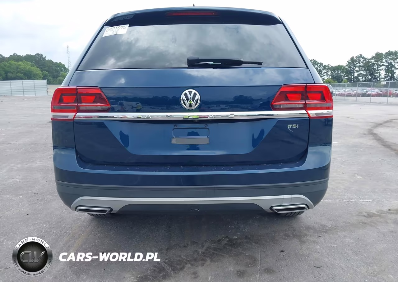 2018 Volkswagen Atlas 2.0T S VIN:1V2AP2CA0JC595723 - 17