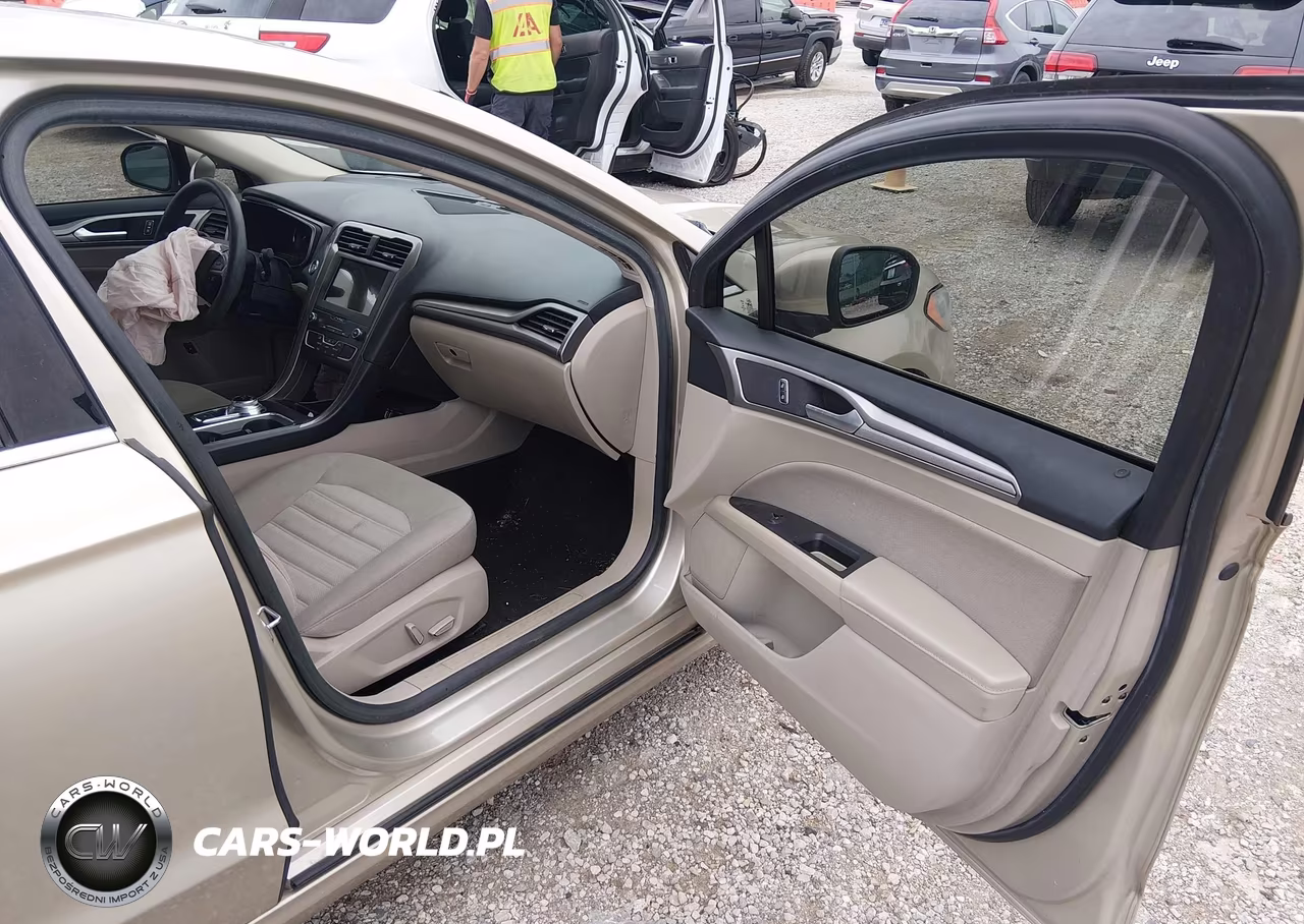 2019 Ford Fusion Hybrid Se VIN:3FA6P0LU7KR119953 - 5