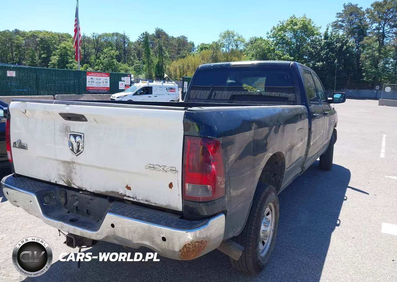 2017 Ram 2500 Tradesman 4X4 8' Box VIN:3C6UR5HL5HG636558 - 4