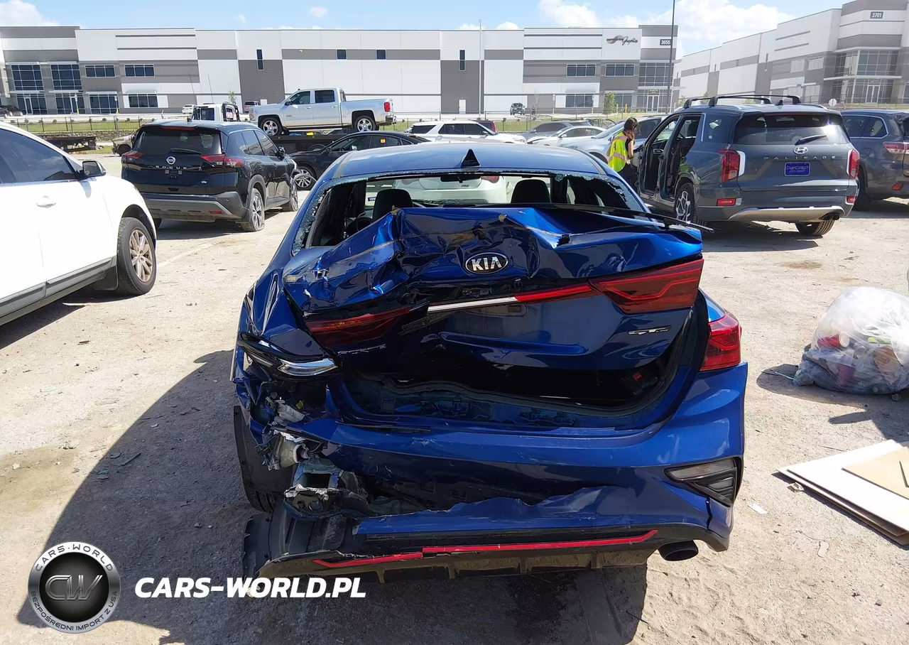 2021 Kia Forte Gt-Line VIN:3KPF34AD1ME404576 - 16