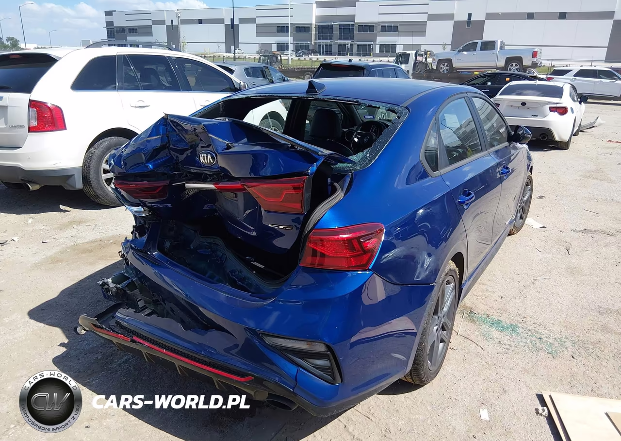 2021 Kia Forte Gt-Line VIN:3KPF34AD1ME404576 - 4