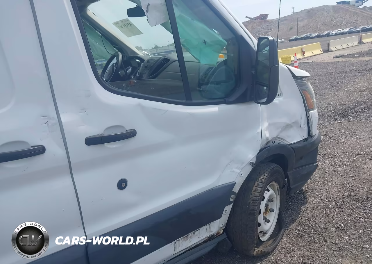 2016 Ford Transit-150 VIN:1FTYE1CM3GKA93118 - 6