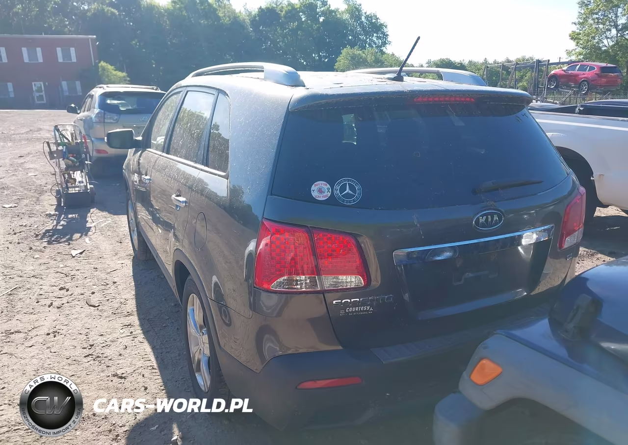 2012 Kia Sorento Ex VIN:5XYKU3A64CG305923 - 3