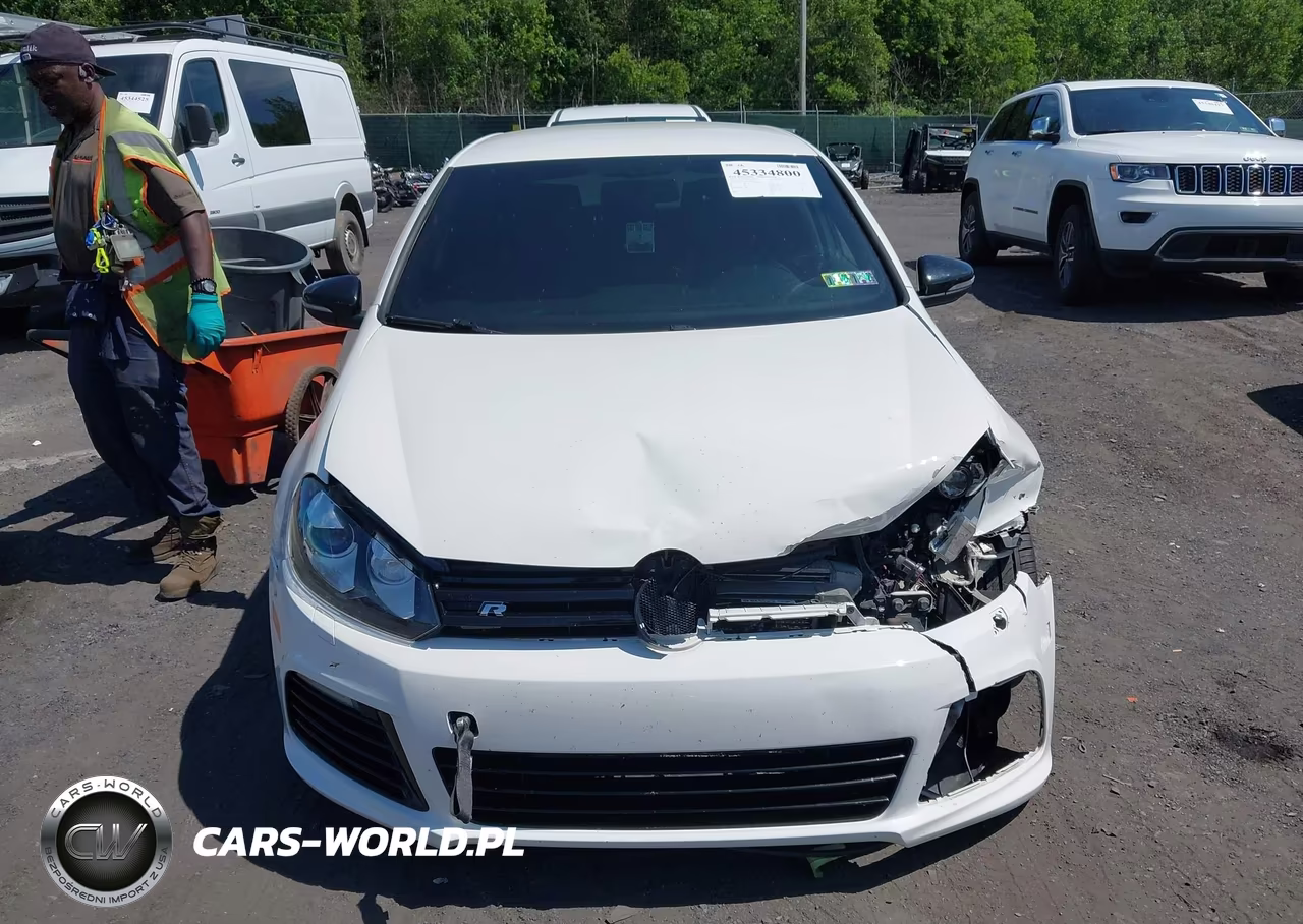 2012 Volkswagen Golf R 4-Door VIN:WVWPF7AJXCW218929 - 12