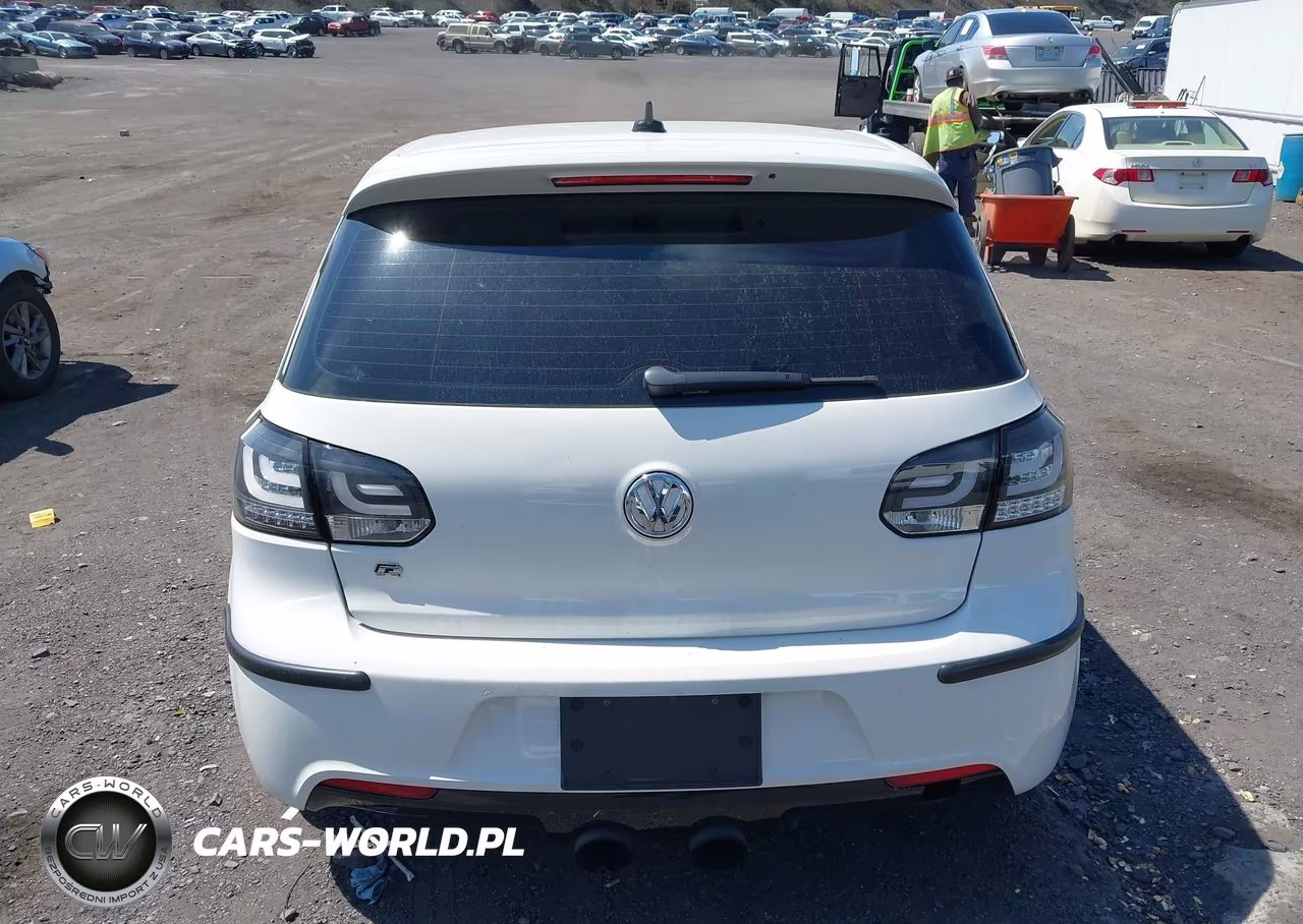 2012 Volkswagen Golf R 4-Door VIN:WVWPF7AJXCW218929 - 16