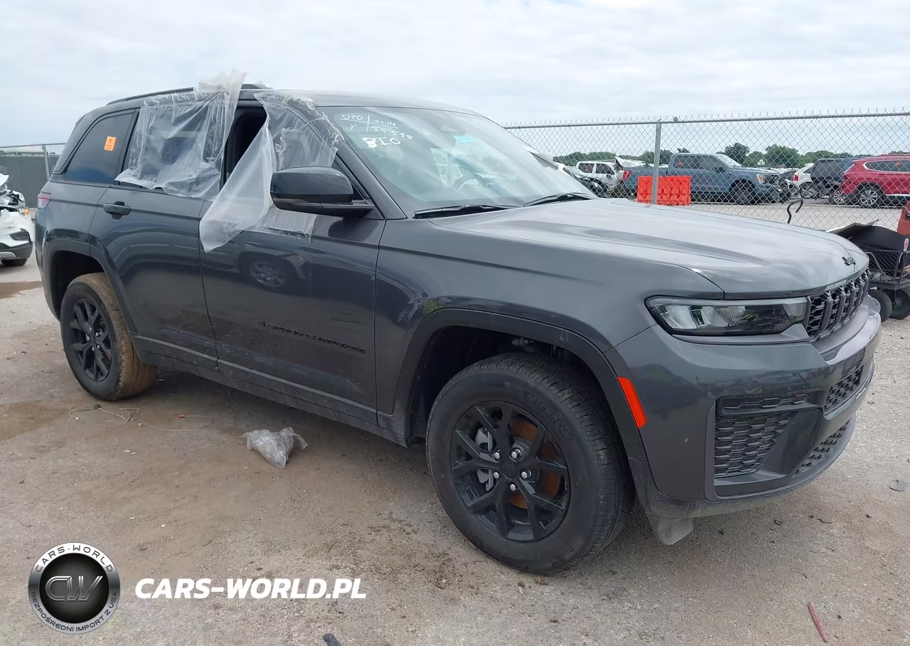 2026 Jeep Grand Cherokee Altitude 4X4 – zdjęcie 1 z 16