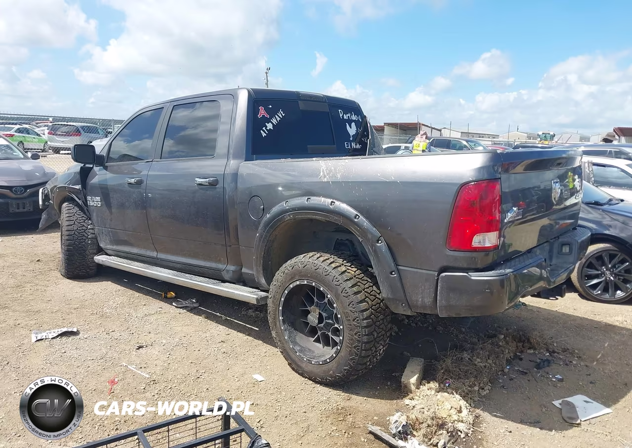 2015 Ram 1500 Big Horn VIN:3C6RR7LT5FG596312 - 3