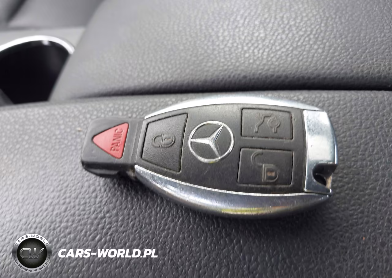 2011 Mercedes-Benz C 300 Sport 4Matic VIN:WDDGF8BB6BR133103 - 11