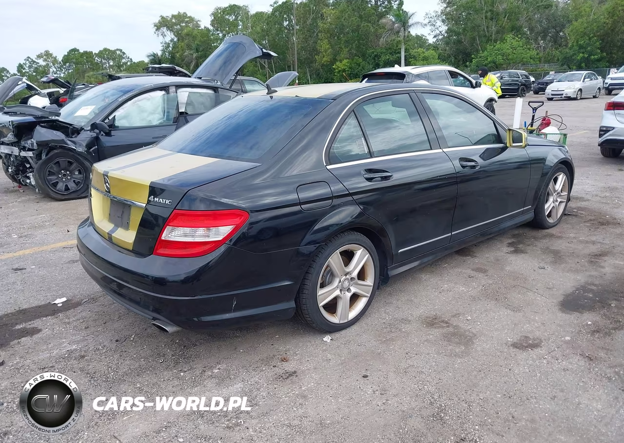 2011 Mercedes-Benz C 300 Sport 4Matic VIN:WDDGF8BB6BR133103 - 4