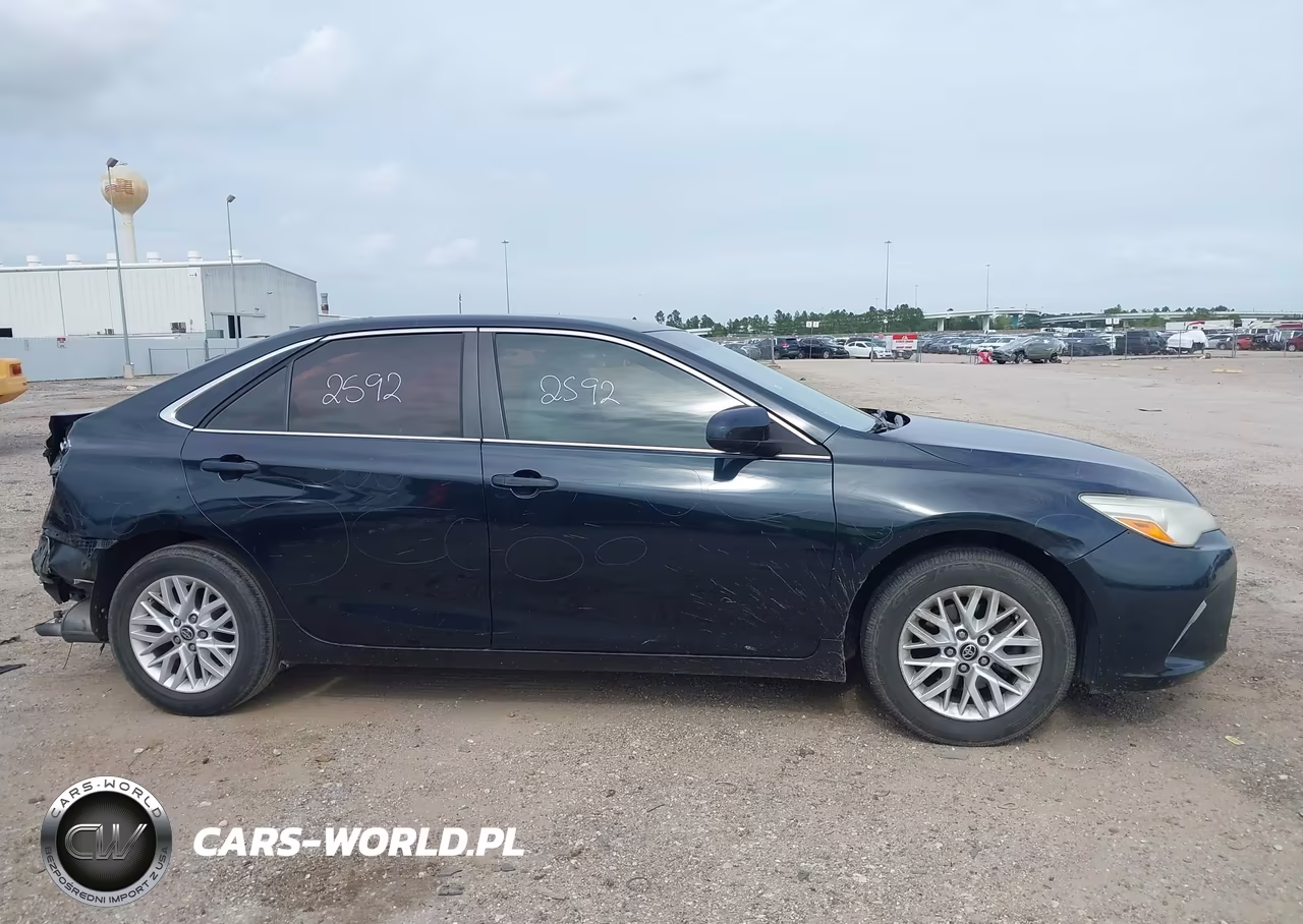 2016 Toyota Camry Le VIN:4T1BF1FK7GU609705 - 14