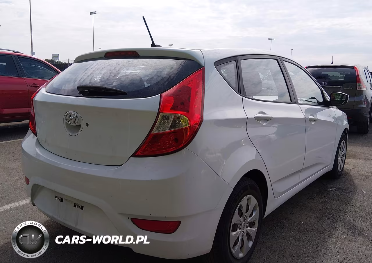 2016 Hyundai Accent Se VIN:KMHCT5AE1GU262894 - 4