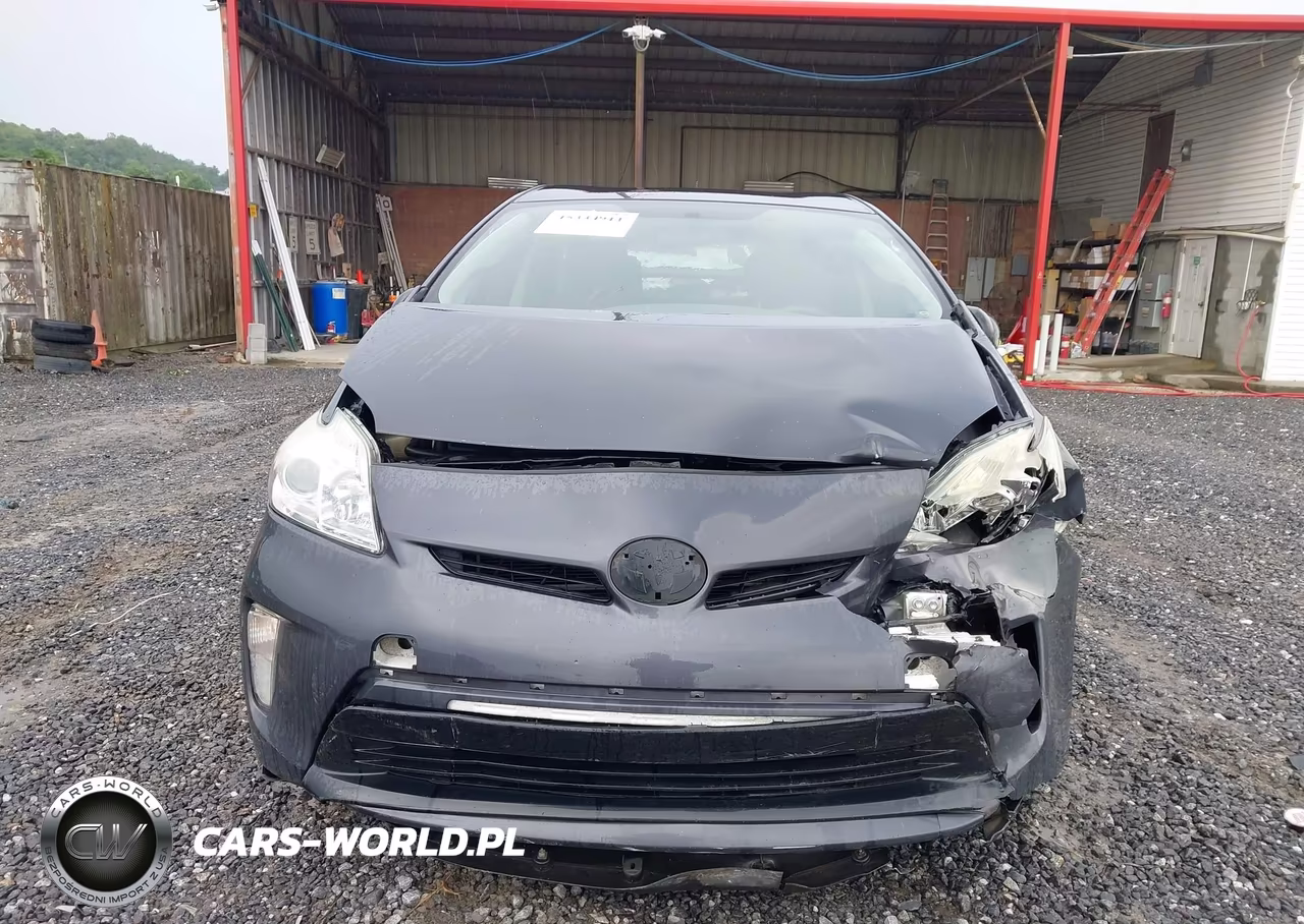2015 Toyota Prius Two VIN:JTDKN3DU8F1991105 - 12
