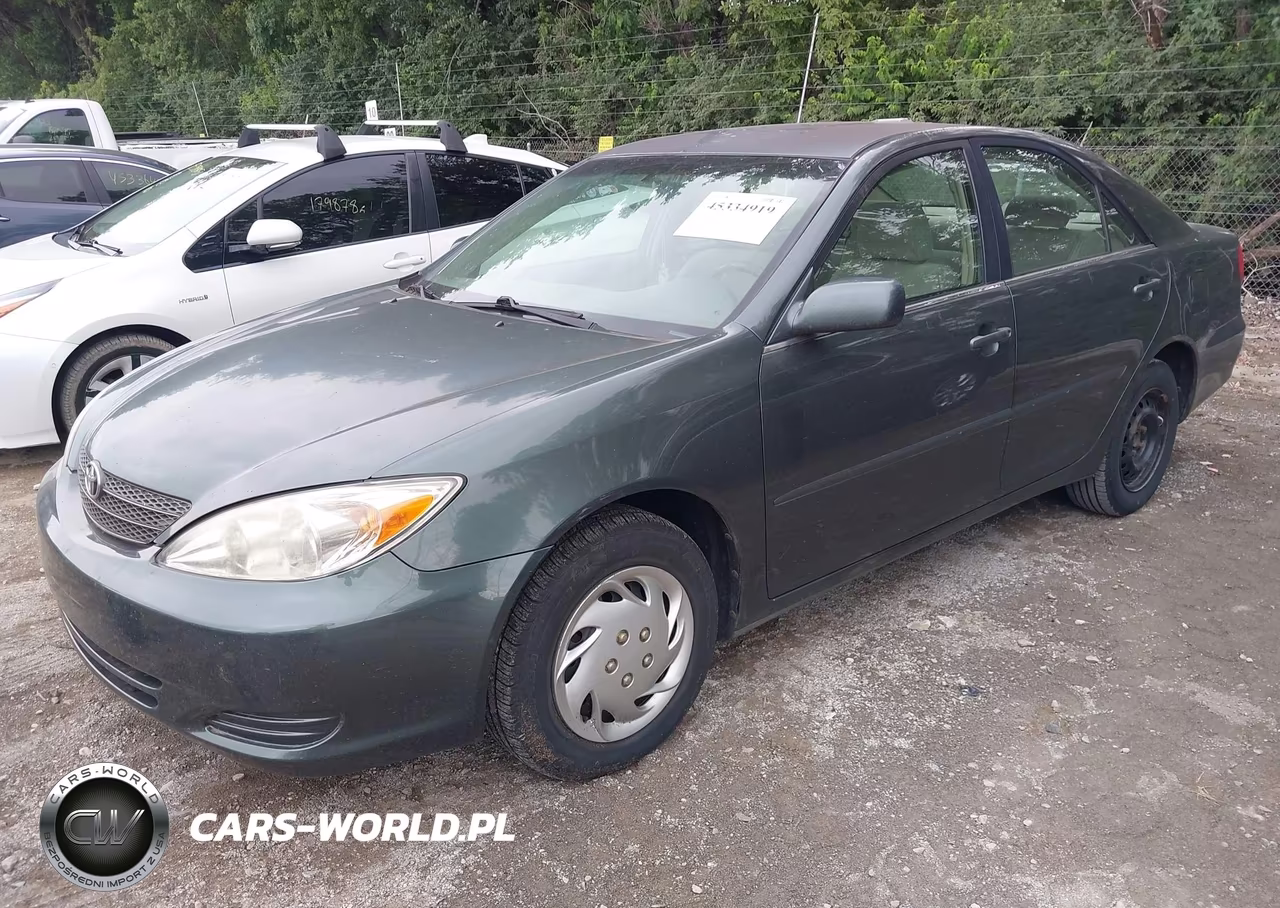 2002 Toyota Camry Le VIN:4T1BE32K32U525166 - 2