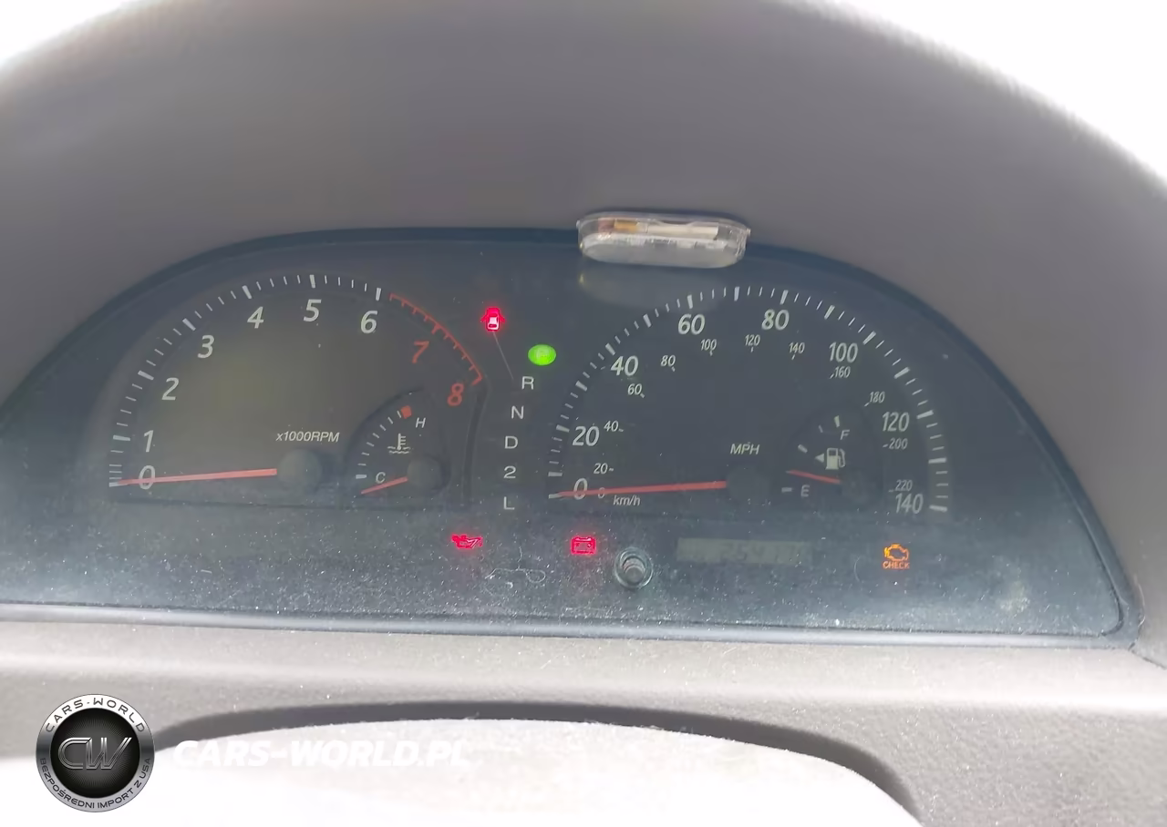 2002 Toyota Camry Le VIN:4T1BE32K32U525166 - 7