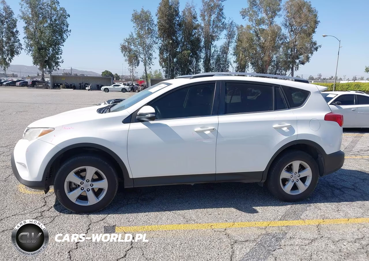 2014 Toyota Rav4 Xle VIN:JTMWFREV4EJ013126 - 14