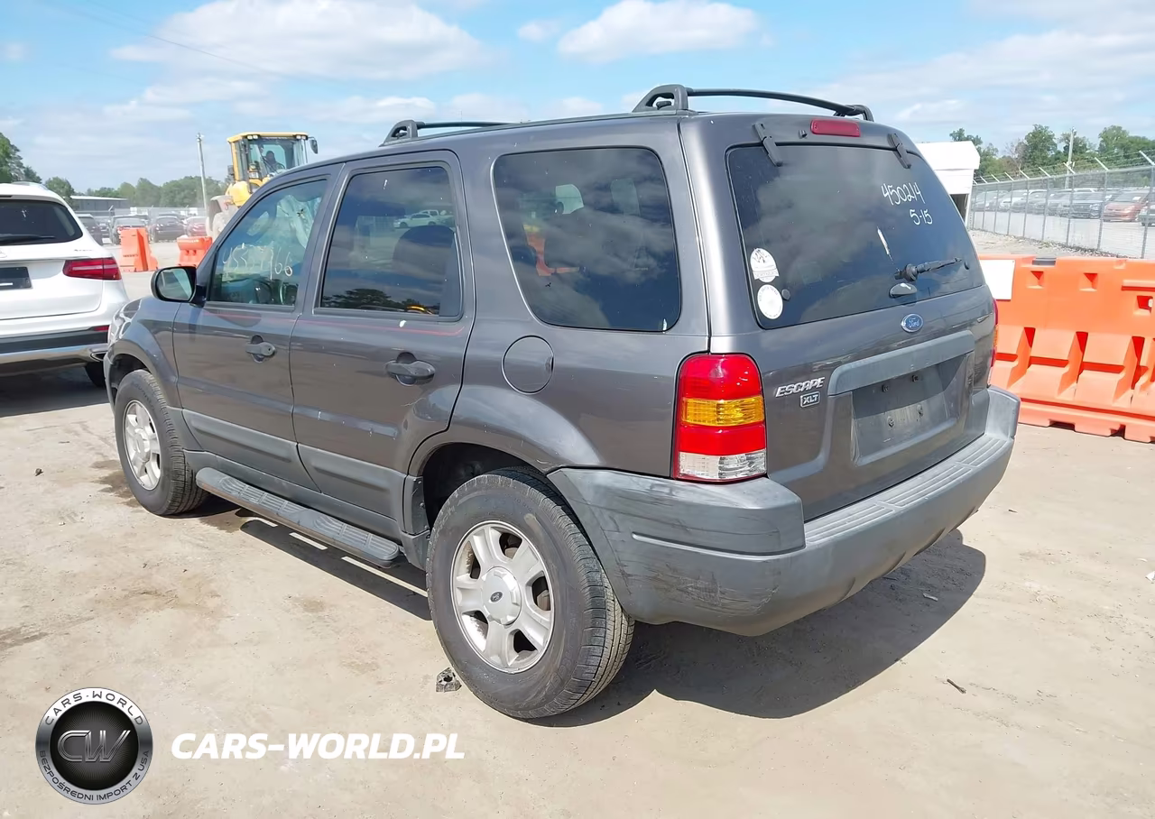 2004 Ford Escape Xlt VIN:1FMYU93114KA78597 - 3