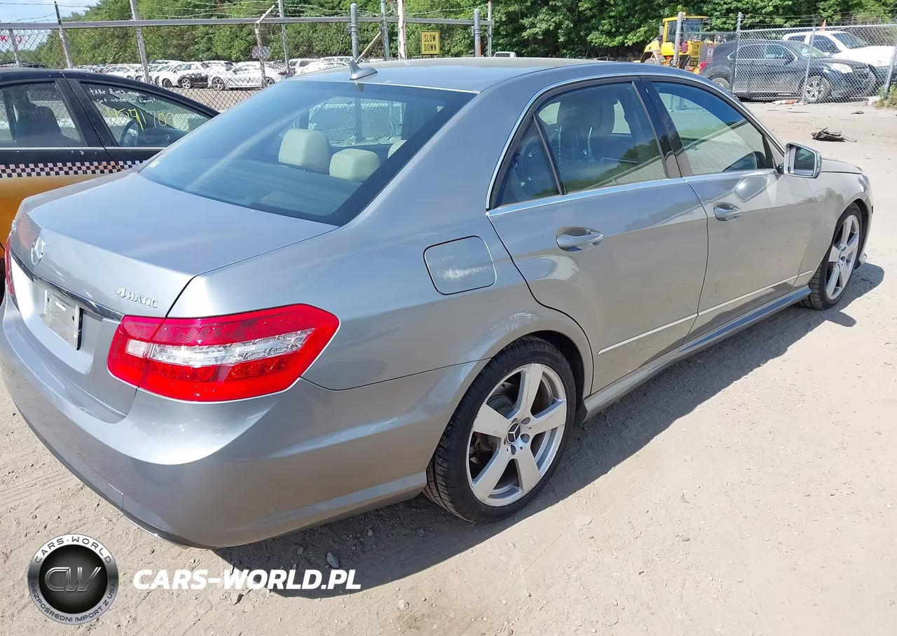 2010 Mercedes-Benz E 350 4Matic VIN:WDDHF8HB2AA139375 - 4
