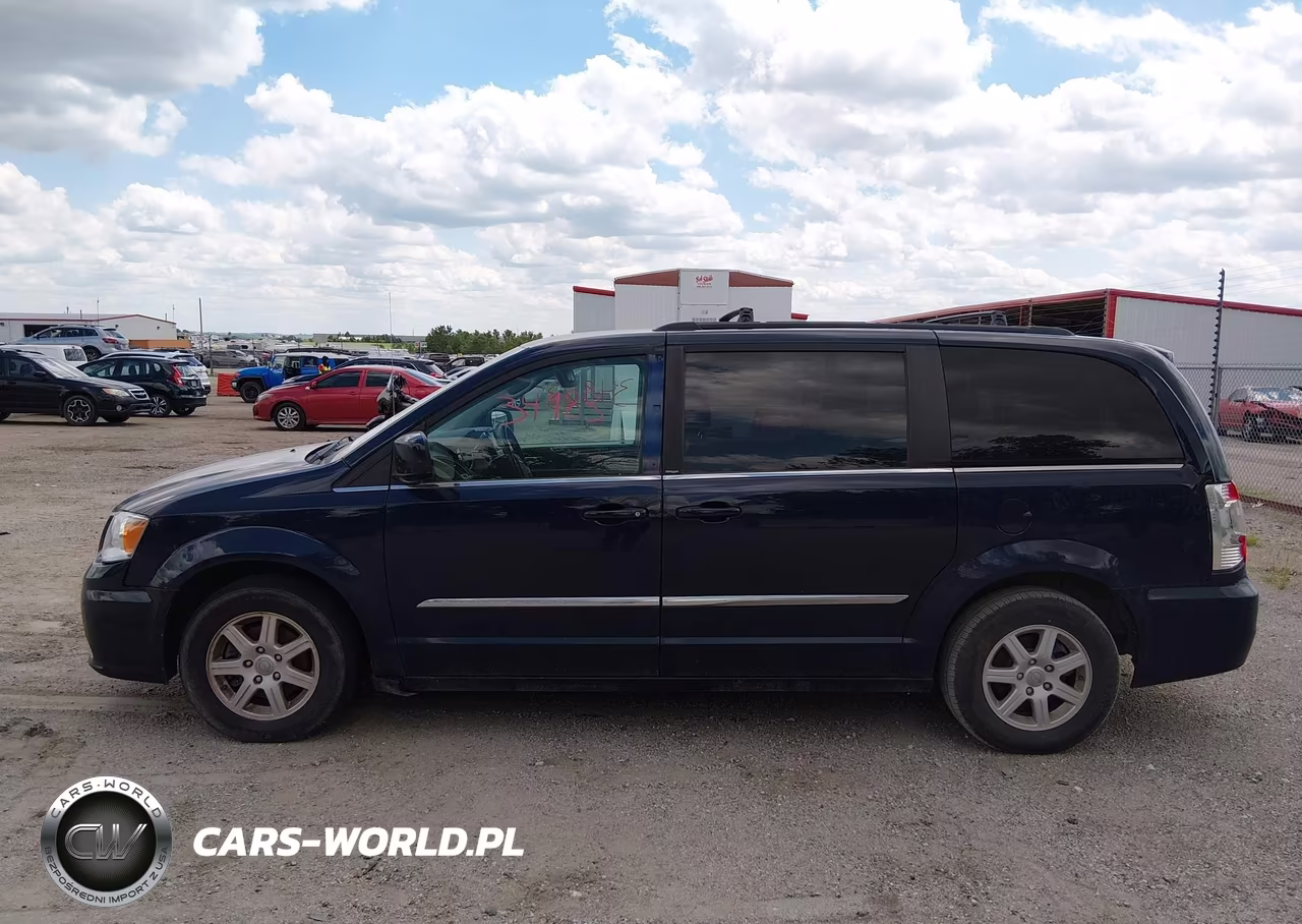 2012 Chrysler Town & Country Touring VIN:2C4RC1BG3CR410977 - 15