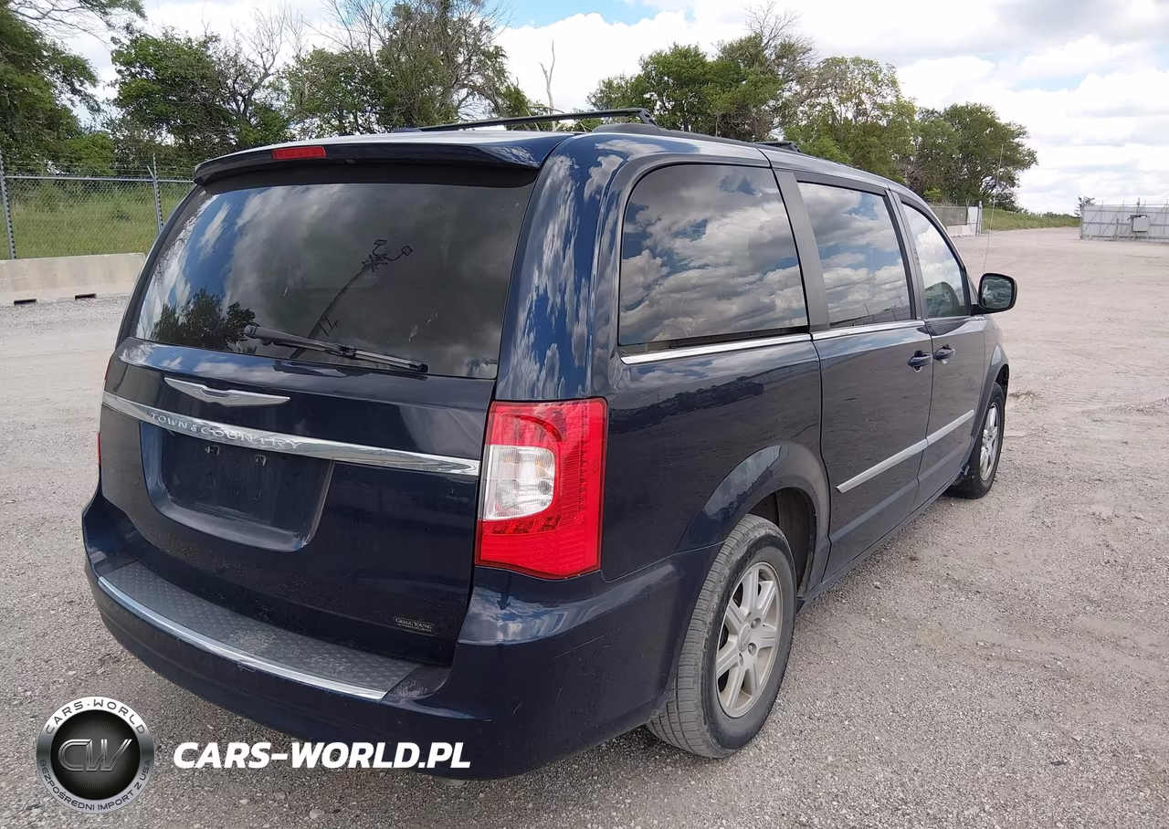 2012 Chrysler Town & Country Touring VIN:2C4RC1BG3CR410977 - 4