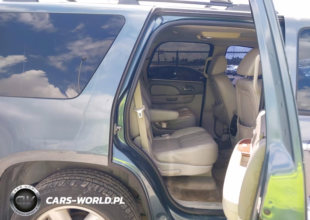 2008 Chevrolet Tahoe Ltz VIN:1GNFC13038R151982 - 8