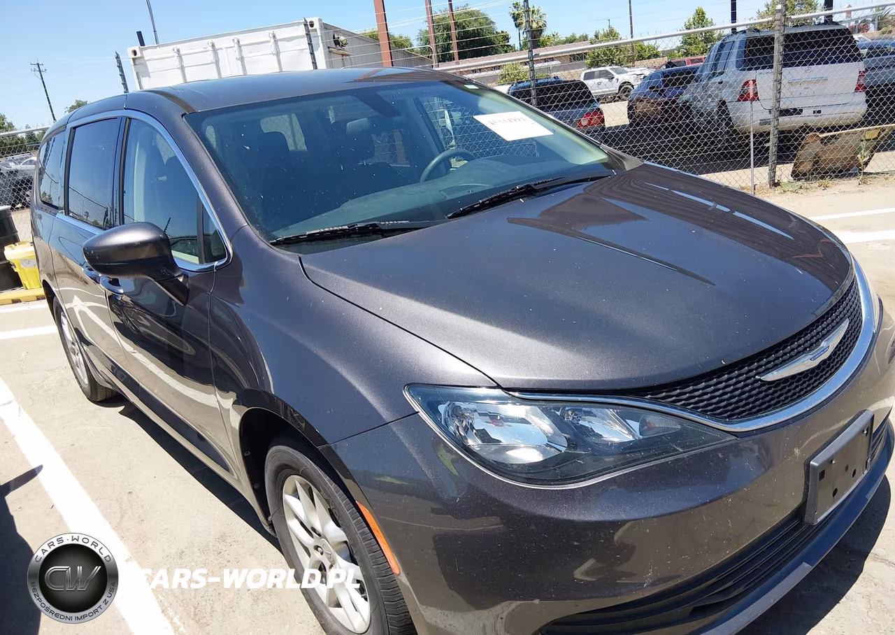 2020 Chrysler Voyager Lx VIN:2C4RC1CG6LR252536 - 17