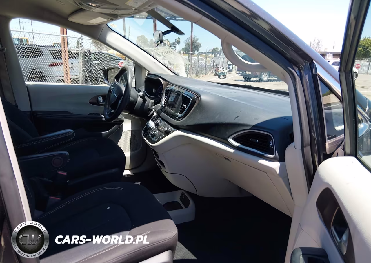 2020 Chrysler Voyager Lx VIN:2C4RC1CG6LR252536 - 5