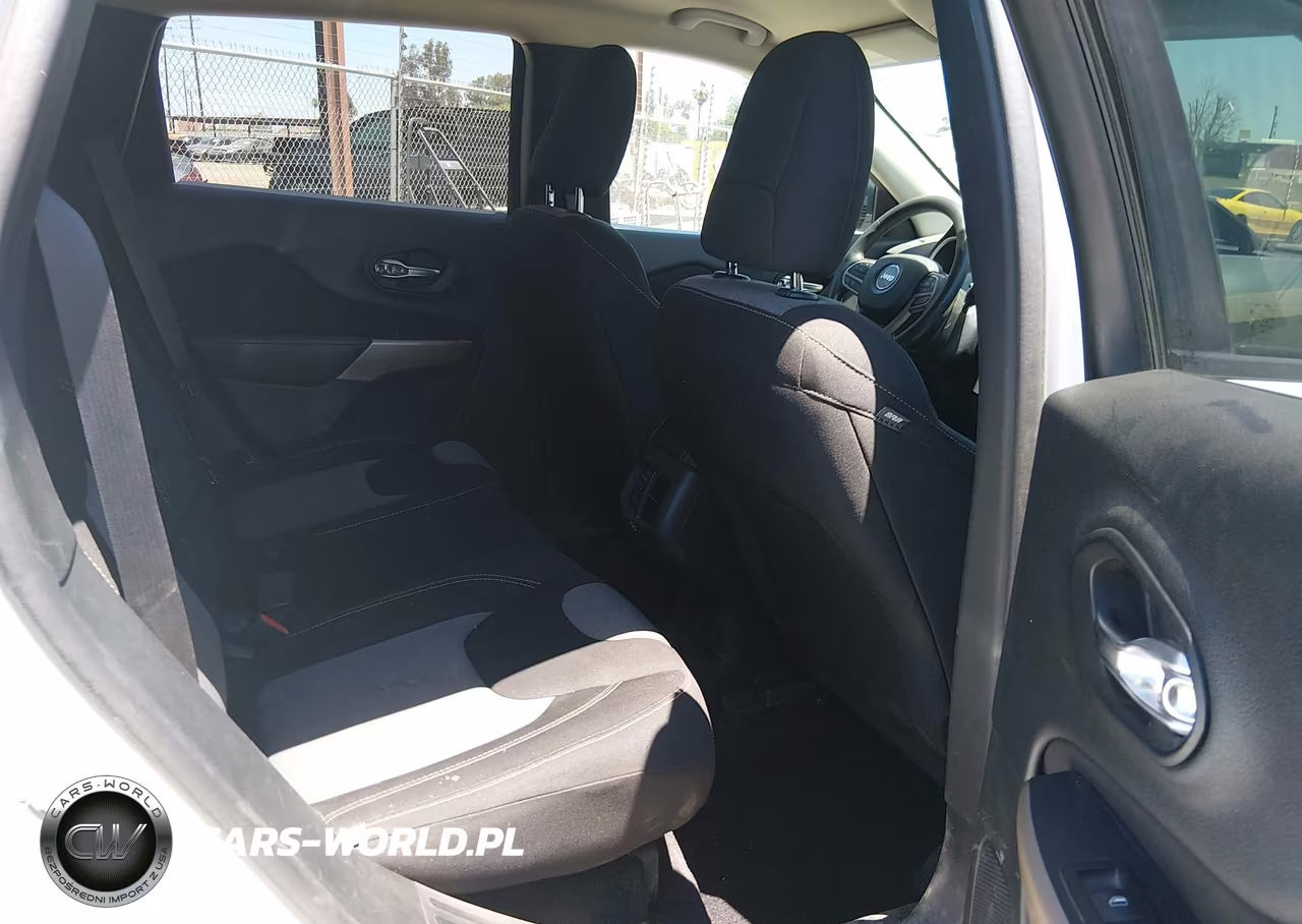2017 Jeep Cherokee Sport 4X4 VIN:1C4PJMAB0HD225042 - 8
