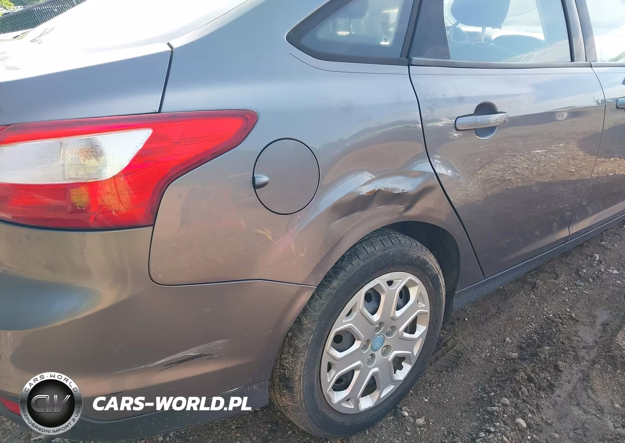 2012 Ford Focus Se VIN:1FAHP3F21CL164245 - 13