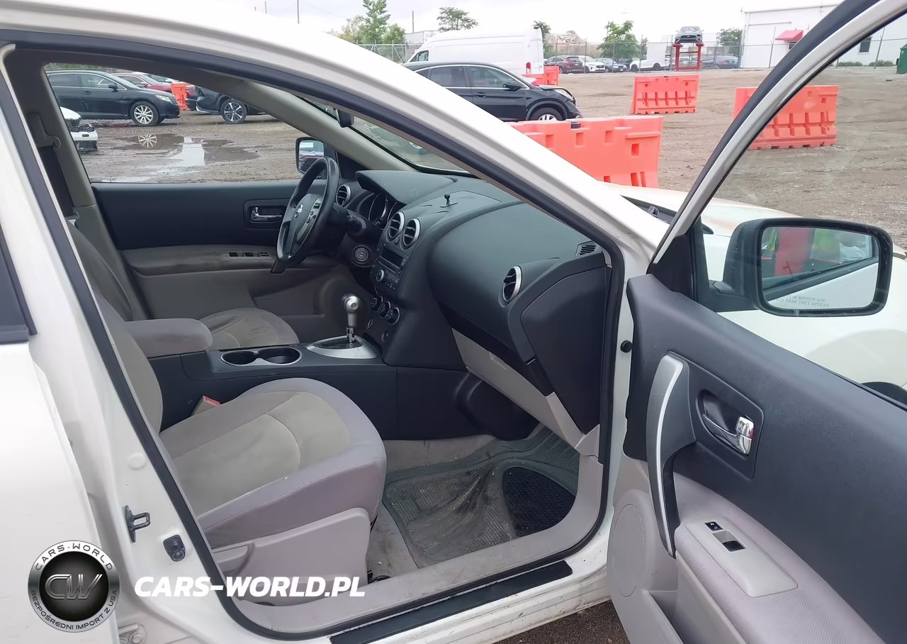 2010 Nissan Rogue S VIN:JN8AS5MV6AW107736 - 5