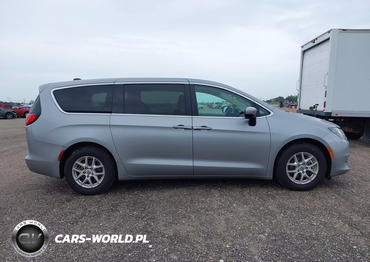 2021 Chrysler Voyager Lx VIN:2C4RC1CG2MR577766 - 13