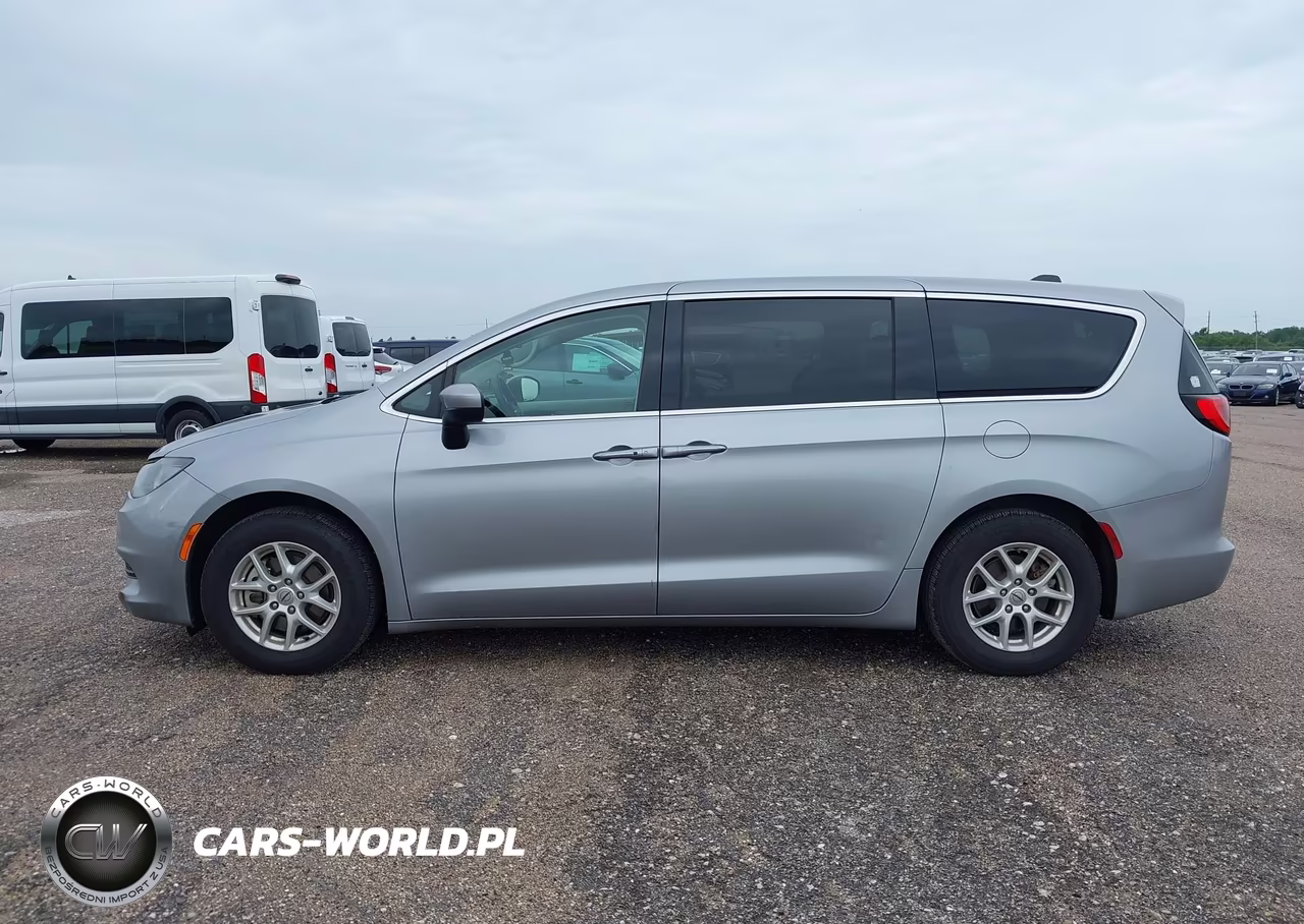 2021 Chrysler Voyager Lx VIN:2C4RC1CG2MR577766 - 14