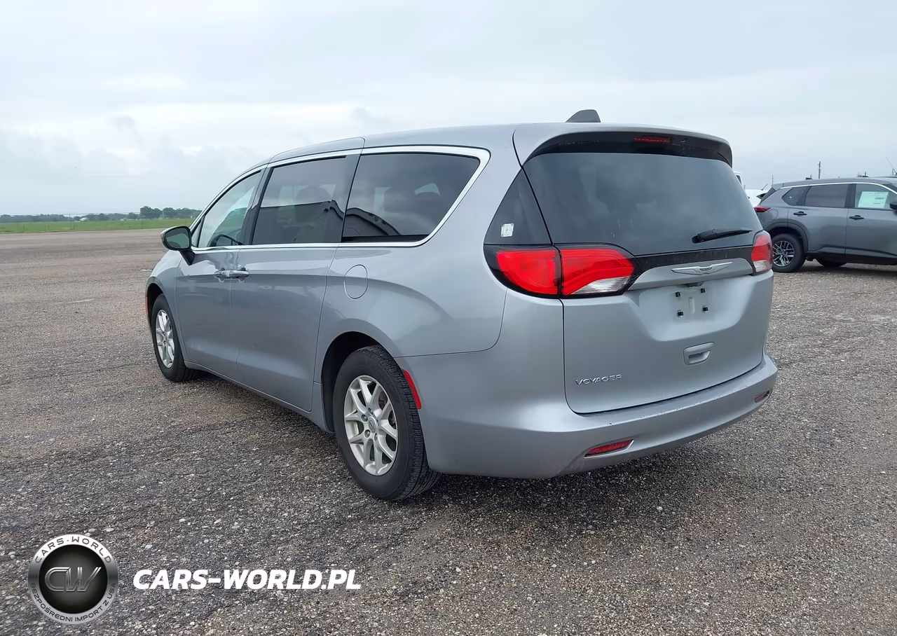 2021 Chrysler Voyager Lx VIN:2C4RC1CG2MR577766 - 3