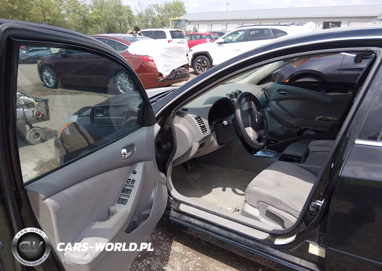 2012 Nissan Altima 2.5 S VIN:1N4AL2AP0CN570967 - 5