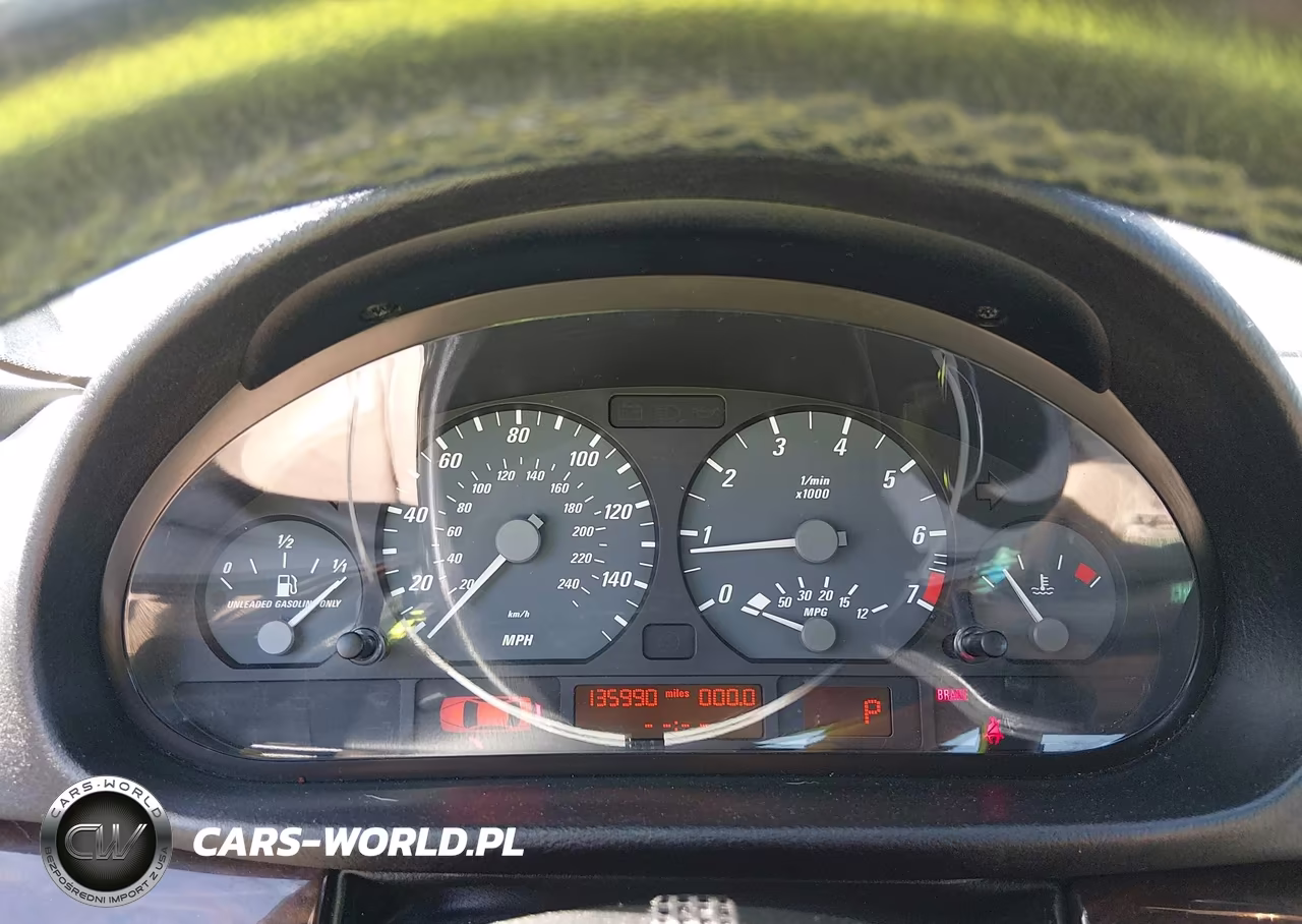 2004 BMW 325Ci VIN:WBABW33454PL33120 - 7