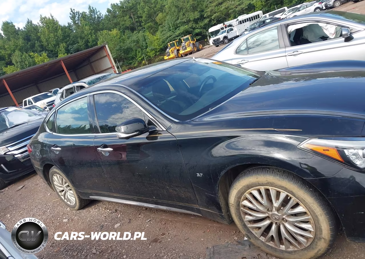 2015 Infiniti Q70L 3.7X VIN:JN1BY1PR1FM830552 - 13