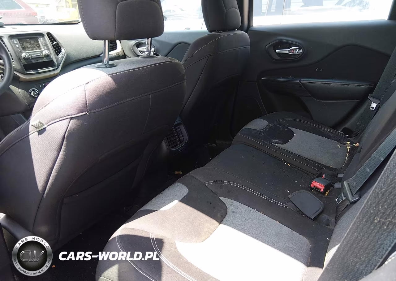 2014 Jeep Cherokee Sport VIN:1C4PJLAB2EW258604 - 8