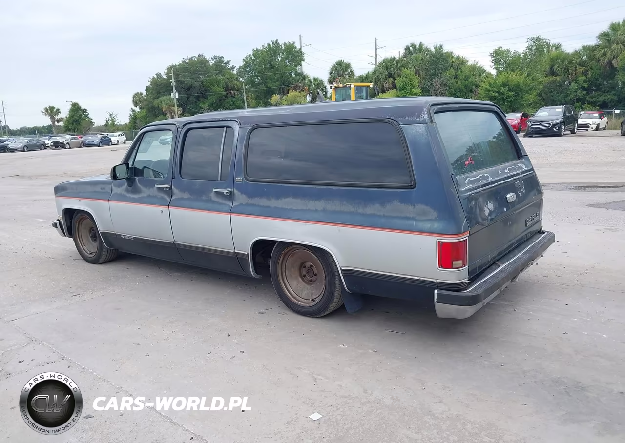 1990 Chevrolet Suburban R1500 VIN:1GNER16K7LF180239 - 3