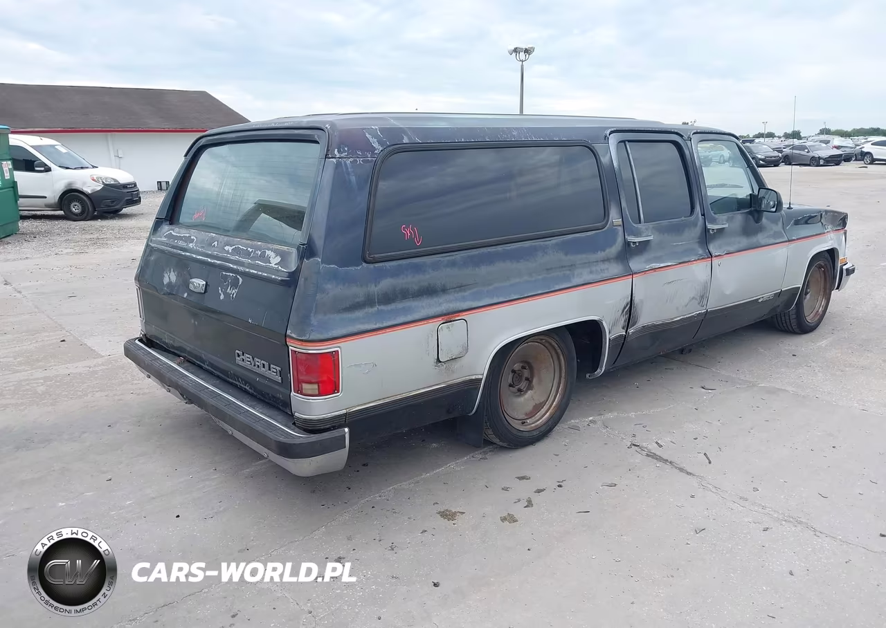 1990 Chevrolet Suburban R1500 VIN:1GNER16K7LF180239 - 4