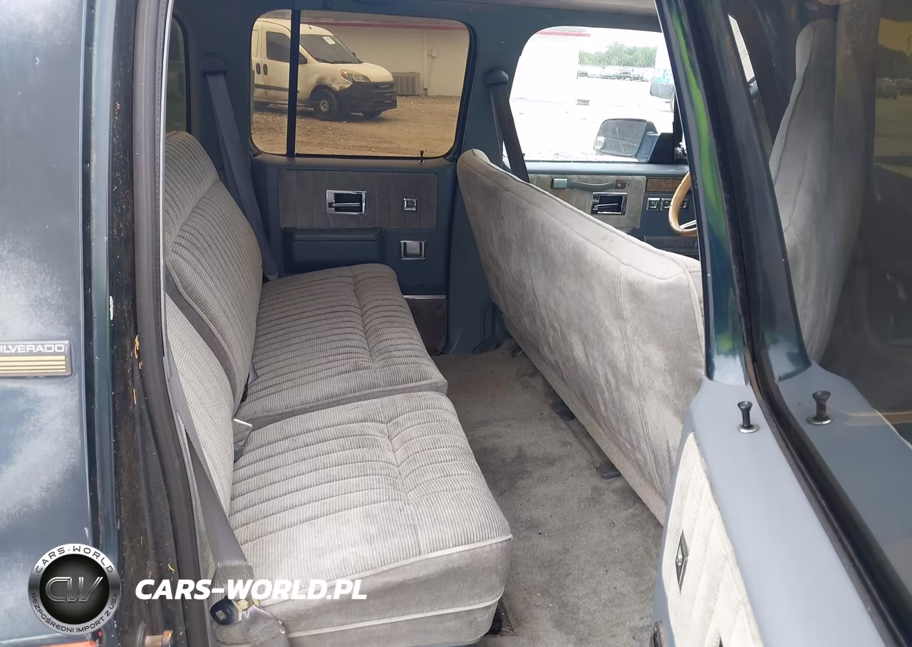 1990 Chevrolet Suburban R1500 VIN:1GNER16K7LF180239 - 8