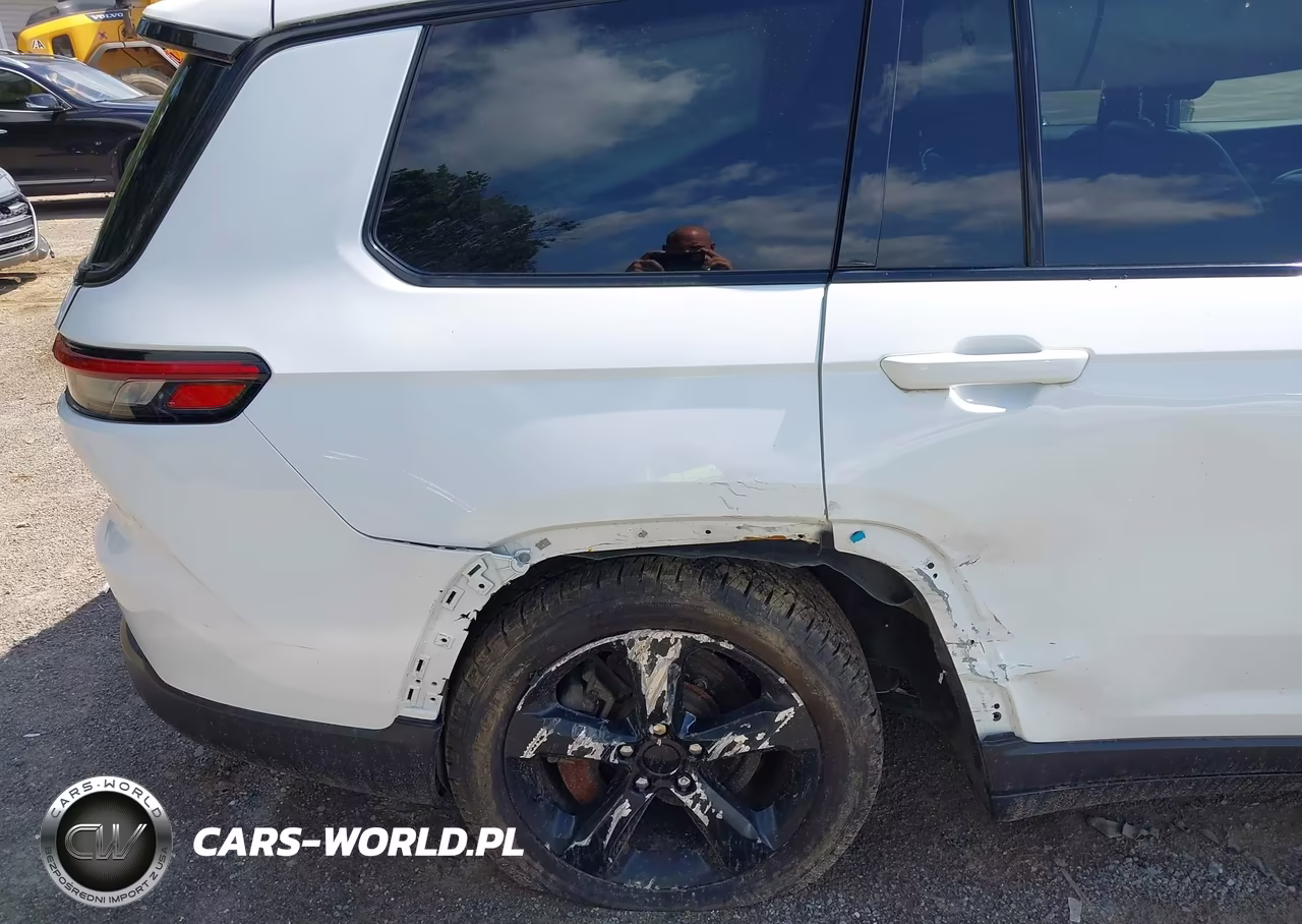 2023 Jeep Grand Cherokee L Altitude 4X4 VIN:1C4RJKAG7P8750731 - 13