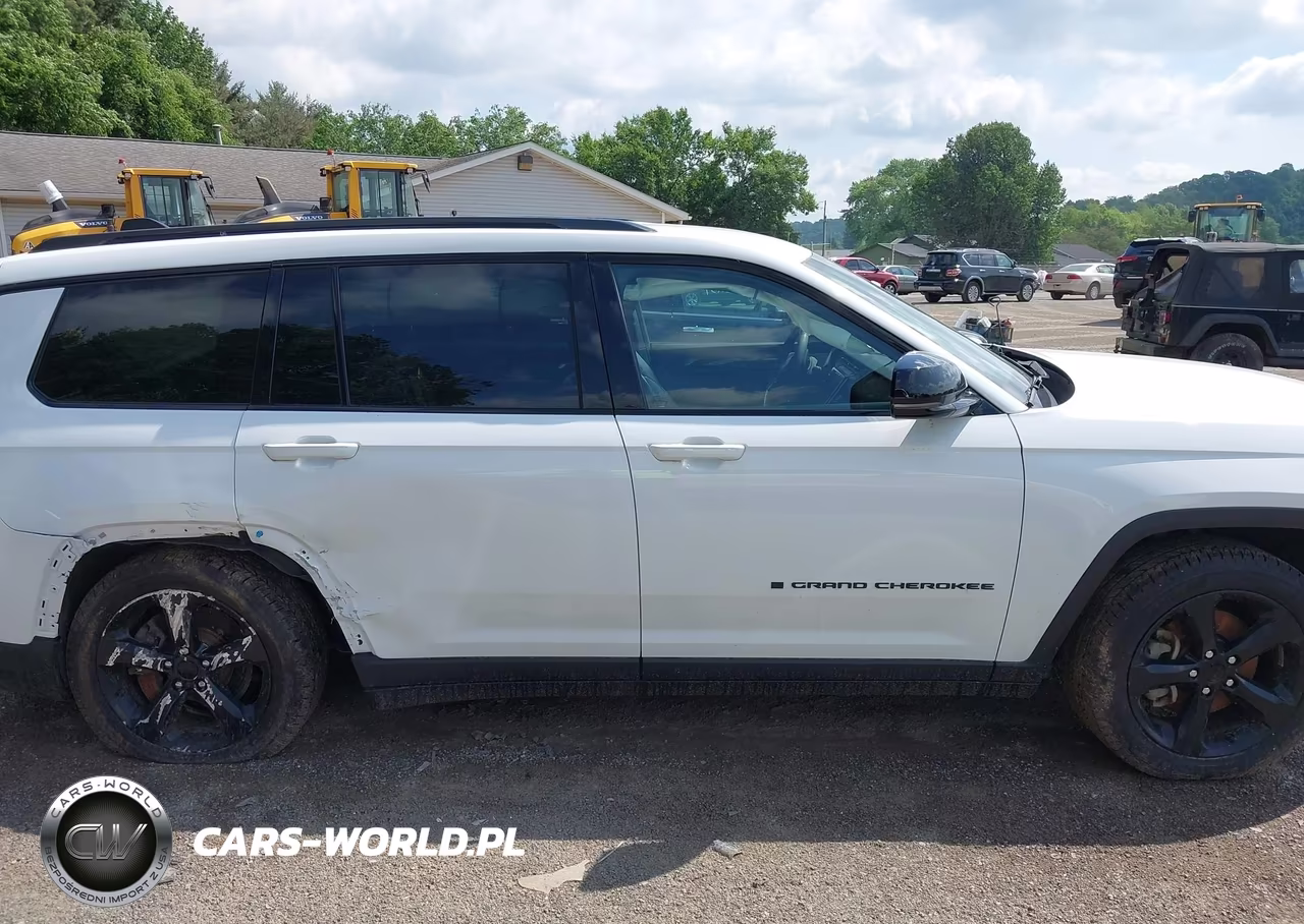 2023 Jeep Grand Cherokee L Altitude 4X4 VIN:1C4RJKAG7P8750731 - 16