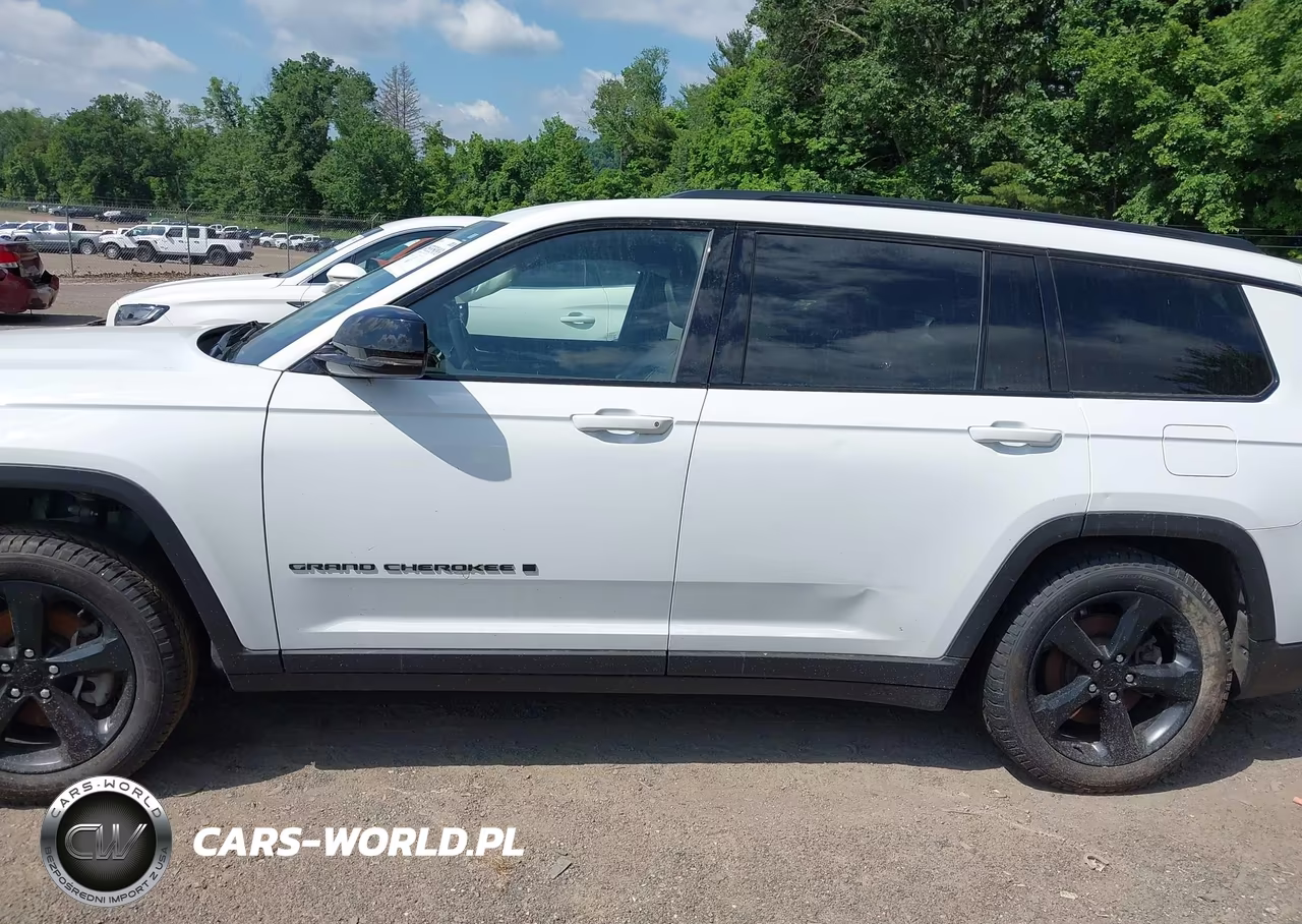 2023 Jeep Grand Cherokee L Altitude 4X4 VIN:1C4RJKAG7P8750731 - 17
