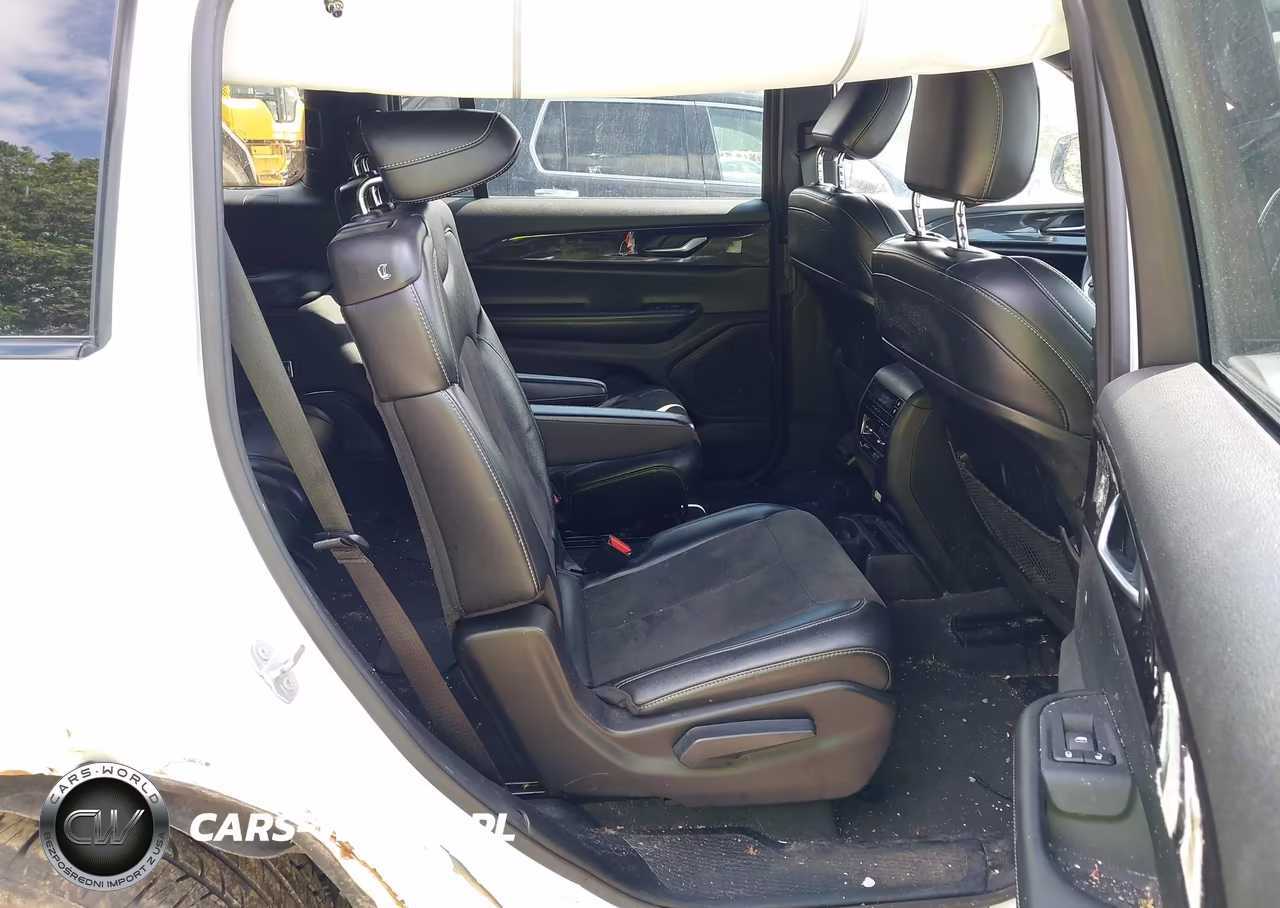 2023 Jeep Grand Cherokee L Altitude 4X4 VIN:1C4RJKAG7P8750731 - 8