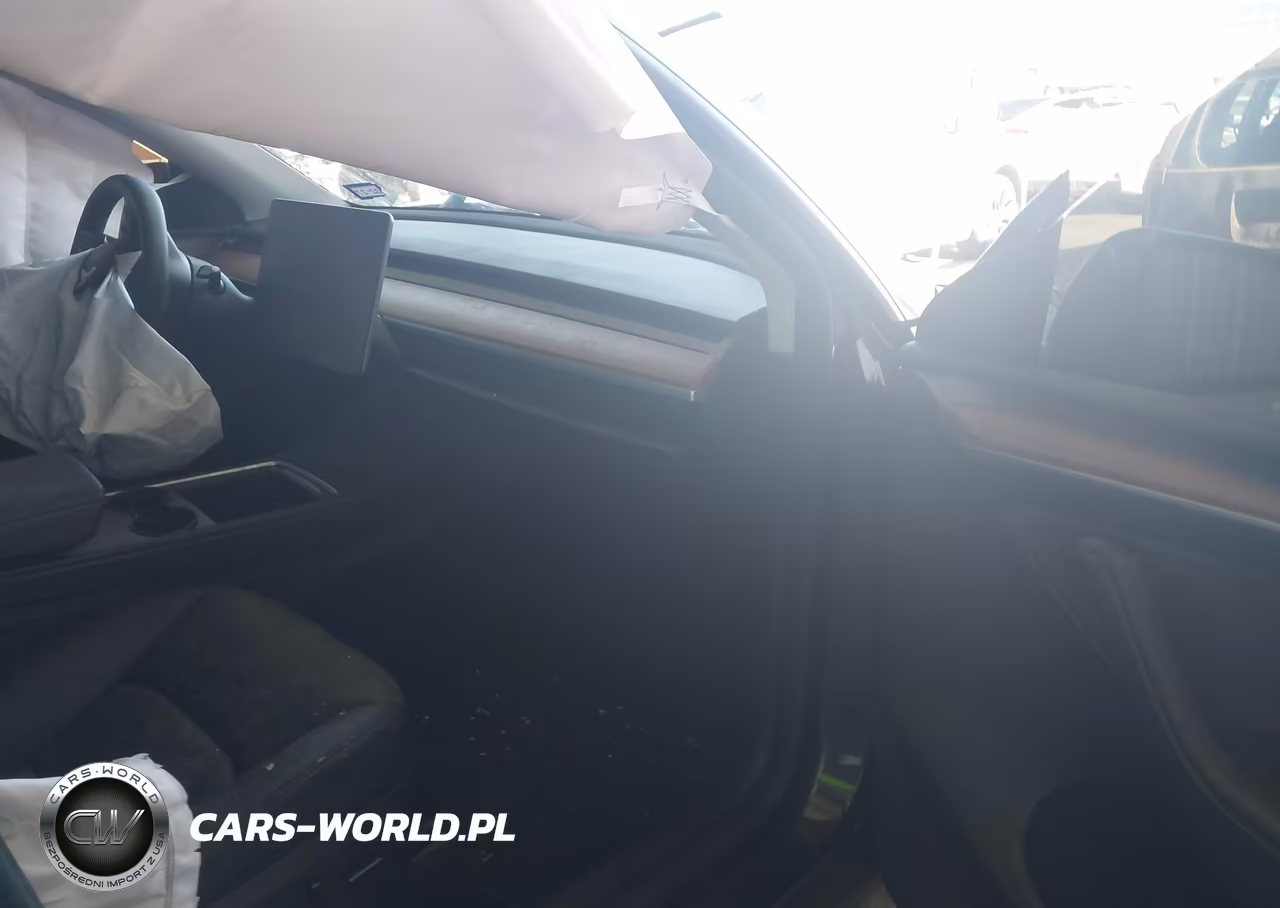 2024 Tesla Model Y Long Range Dual Motor All-Wheel Drive VIN:7SAYGDEE7RF022718 - 5