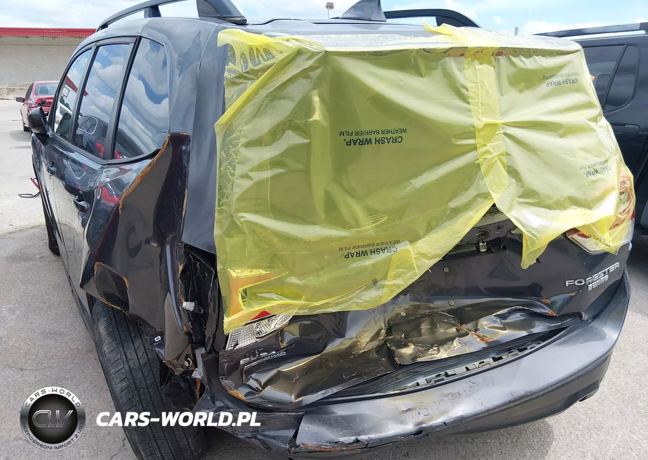 2020 Subaru Forester Premium VIN:JF2SKAGC6LH584369 - 6